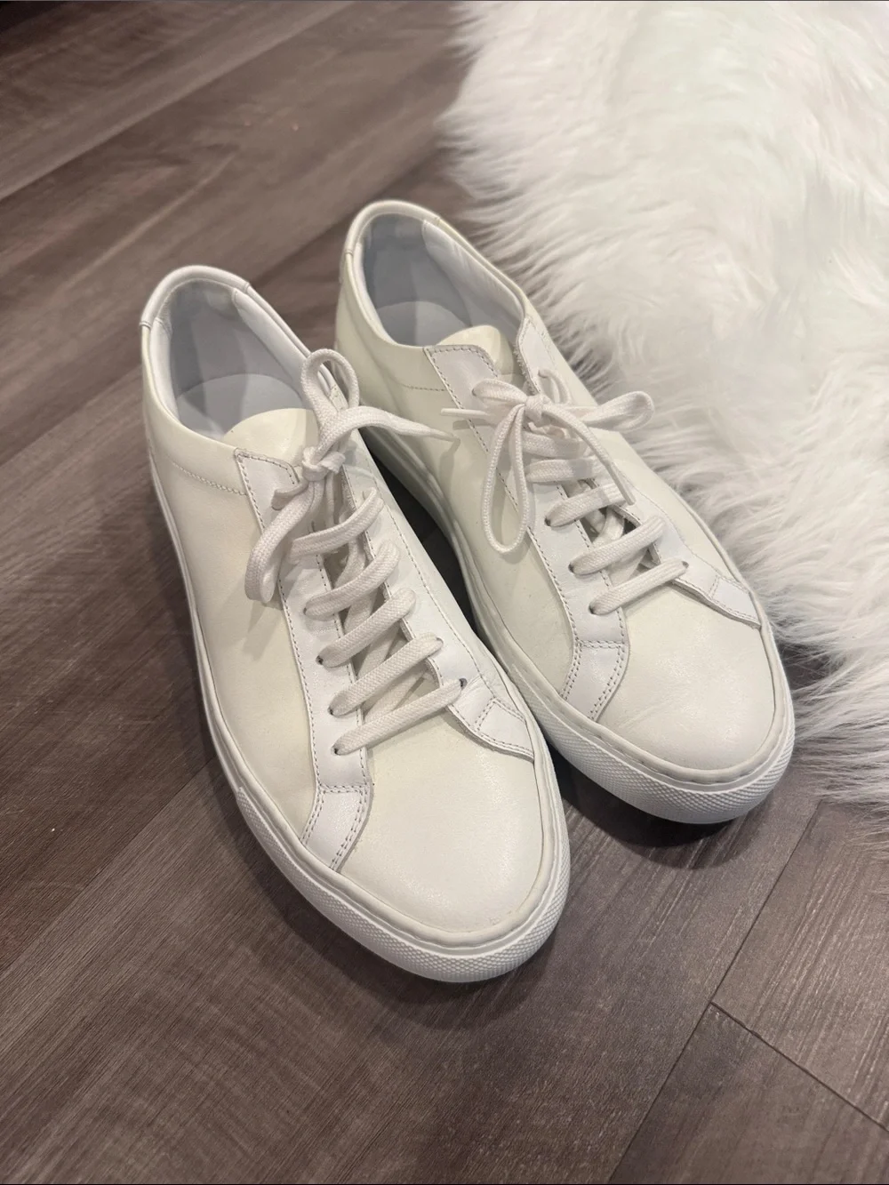 Common Projects White Low-Top Leather Sneakers - LIKE NEW , only used once!